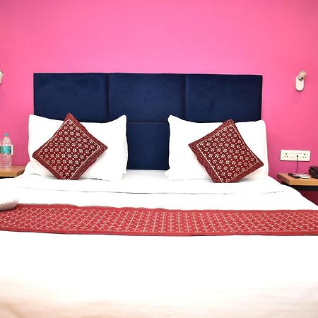 Hotel La Serene By Qotel-Gagan Vihar Anand Vihar New Delhi Exterior photo